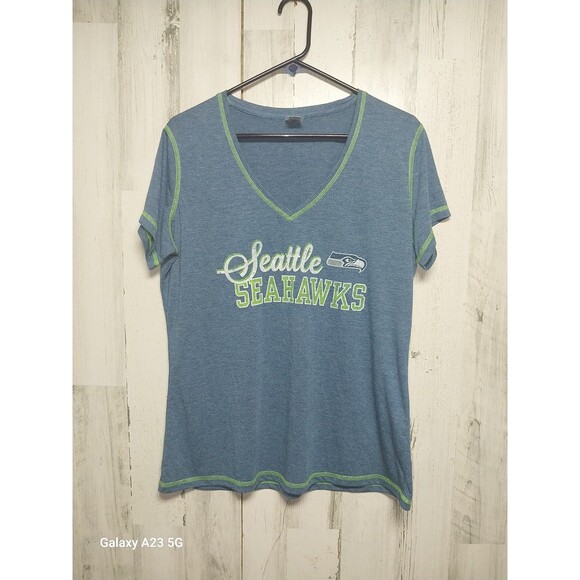 Seattle Seahawks NFL Football V-Cut Graphic T-shirt Woman's Size XL - Picture 1 of 5
